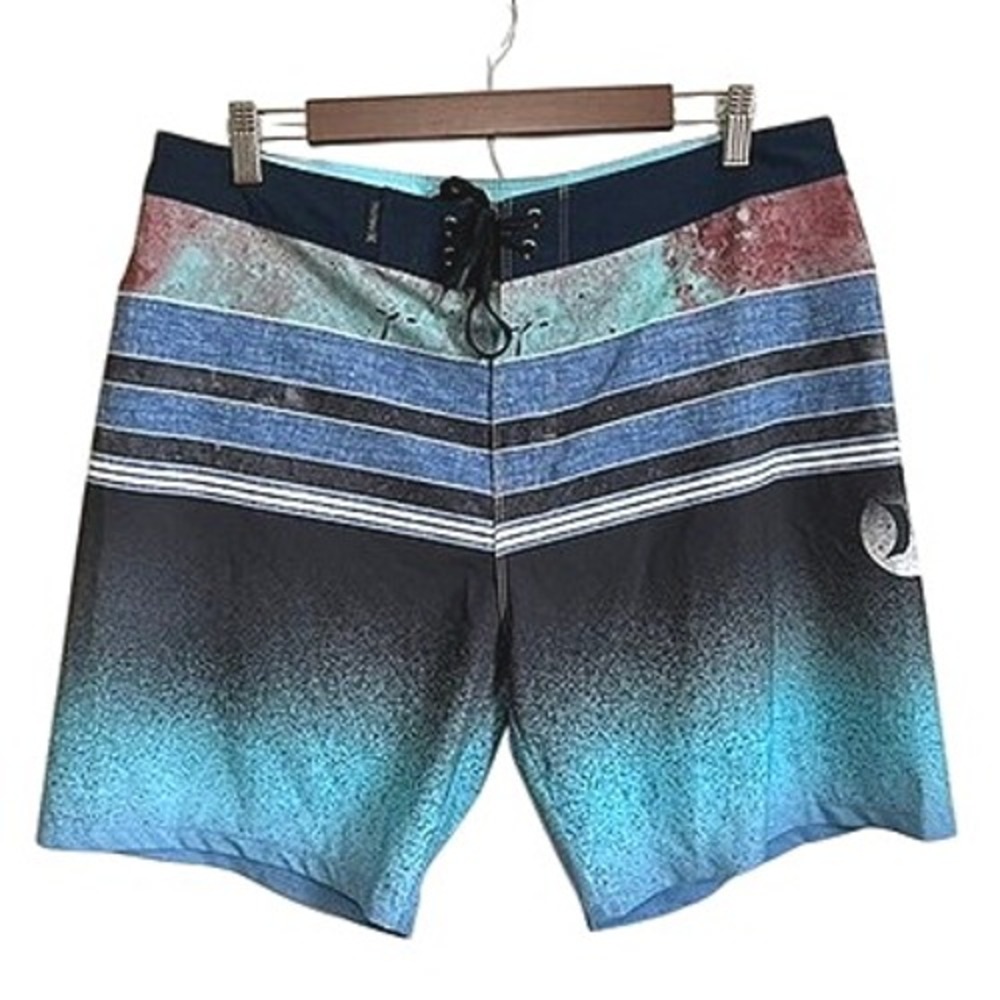 Hurley Phantom Board Shorts Men's Size 33‎ Blue Striped Swim Trunks